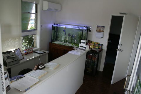 Buckaroo Motor Inn - Accommodation QLD 1