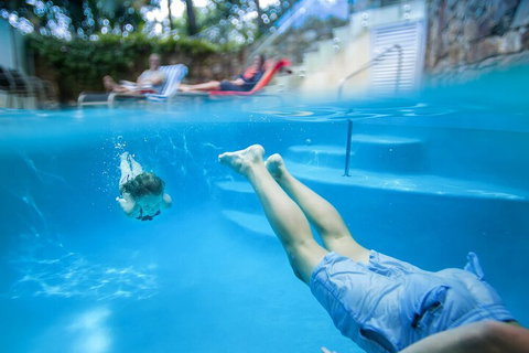 Little Cove Court - Accommodation QLD 1