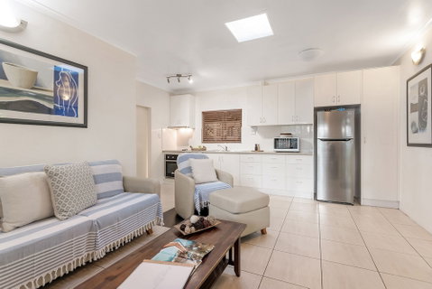 Marina Terraces - Accommodation QLD 6