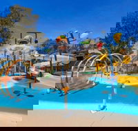 Discovery Parks  Lake Bonney - Accommodation QLD