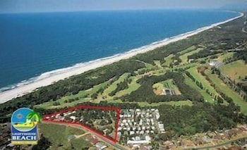 Lighthouse Beach Holiday Village - Accommodation QLD 6