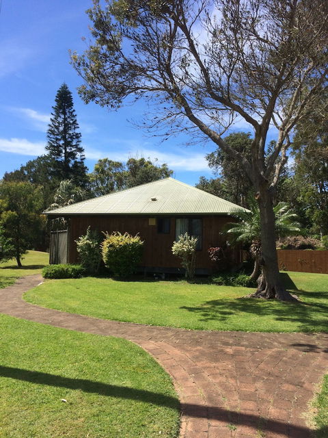 Lighthouse Beach Holiday Village - Accommodation QLD 2