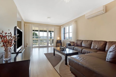 The Beach Retreat Eden - Accommodation QLD 2