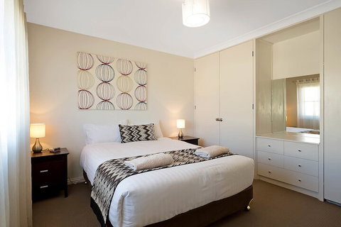 The Beach Retreat Eden - Accommodation QLD 3