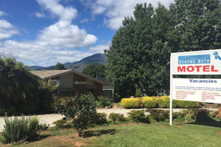 Tawonga South VIC Accommodation QLD