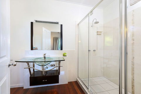 Maleny Terrace Cottages - Accommodation QLD 3