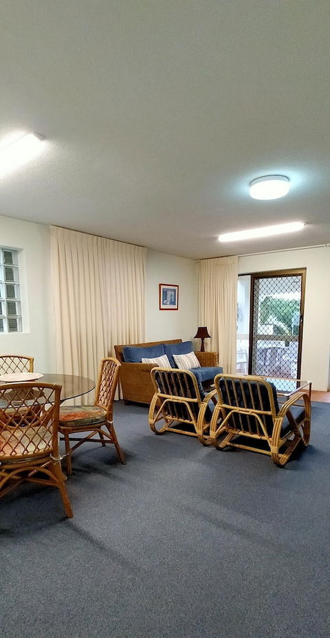 Camargue Beachfront Apartments - Accommodation QLD 6