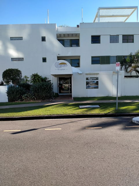 Camargue Beachfront Apartments - Accommodation QLD 0