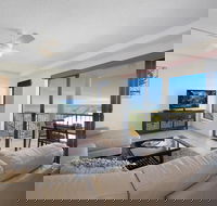 Salerno on the Beach - Accommodation QLD