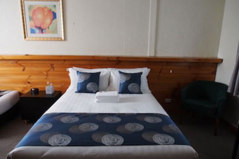 Majestic Motel - Accommodation QLD 0