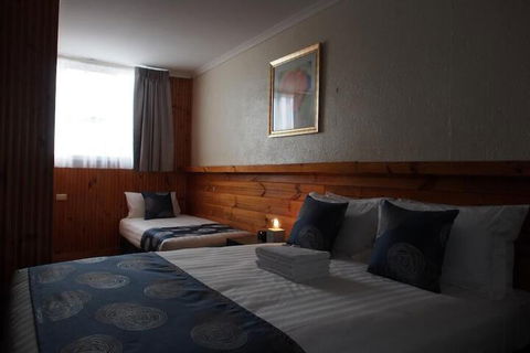 Majestic Motel - Accommodation QLD 3