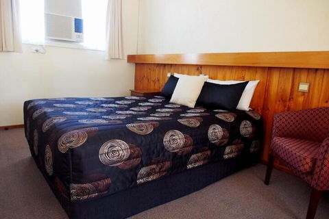 Majestic Motel - Accommodation QLD 4