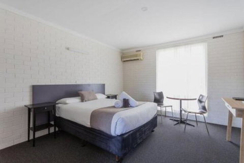 Amaroo Motel - Accommodation QLD 4