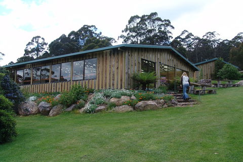 Silver Ridge Retreat - Accommodation QLD 2