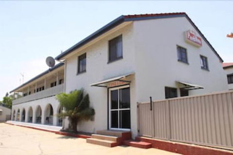Park View Motel - Accommodation QLD 2