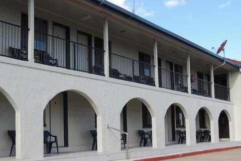 Park View Motel - Accommodation QLD 3