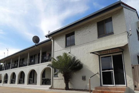 Park View Motel - Accommodation QLD 4