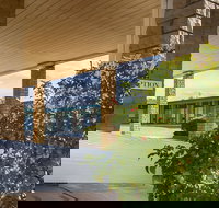 Hi Way Eight Motor Inn - Accommodation QLD