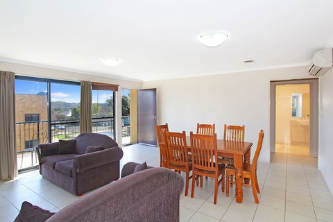 Amberoo Apartments Tamworth - Accommodation QLD 6