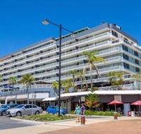 Port Pacific Resort - Accommodation QLD
