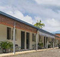 Blue Water Motel - Accommodation QLD