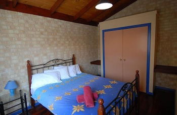 Yot Spot Apartments - Accommodation QLD 5