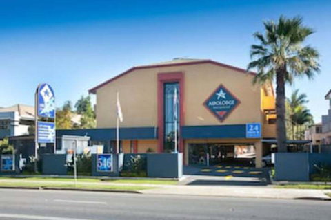Airolodge International - Accommodation QLD 0