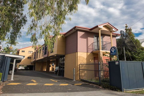 Airolodge International - Accommodation QLD 1