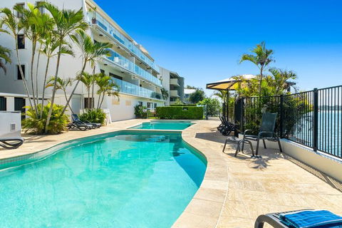 Aqua Linea - Accommodation QLD 3