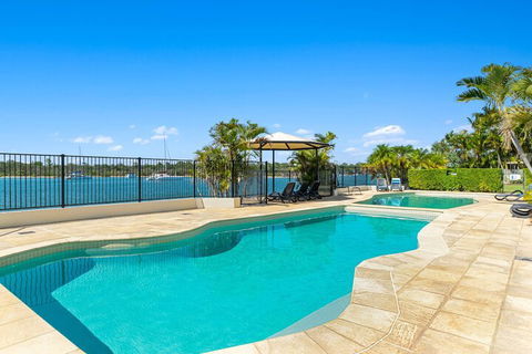 Aqua Linea - Accommodation QLD 2