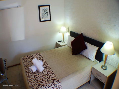 Newcastle Links Motel - Accommodation QLD 4