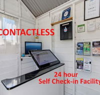 Sails elegant spacious beach villa - Accommodation QLD