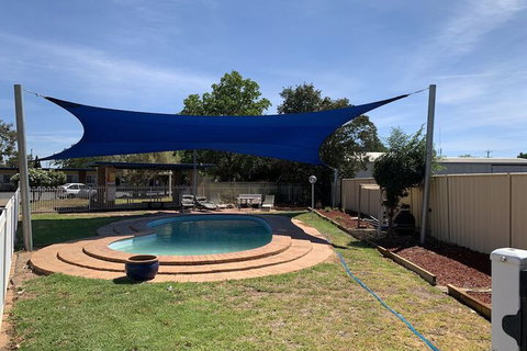 Orana Windmill Motel - Accommodation QLD 1