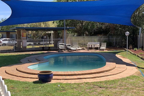 Orana Windmill Motel - Accommodation QLD 2