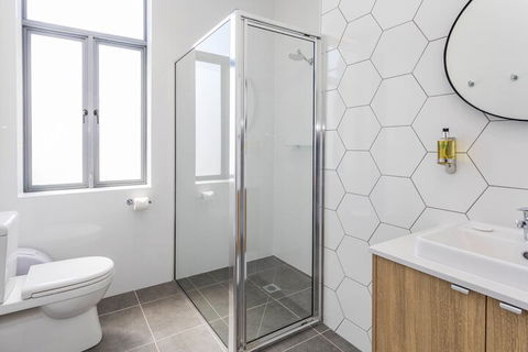 Cache Accommodation - Accommodation QLD 5