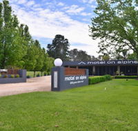 Motel On Alpine - Accommodation QLD