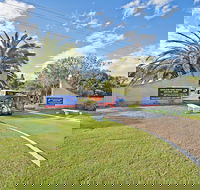 Acclaim Pine Grove Holiday Park - Accommodation QLD