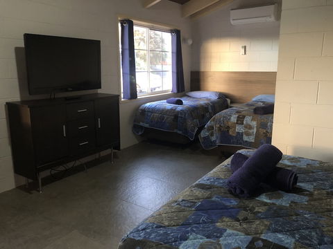 Breeze Inn Ulladulla - Accommodation QLD 5