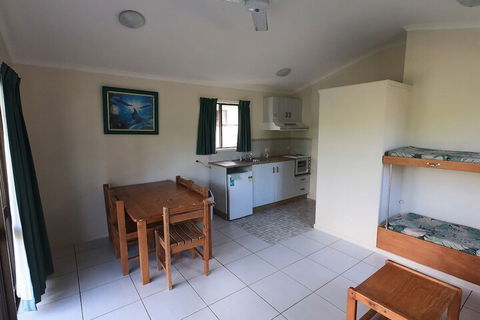 Halliday Bay Resort - Accommodation QLD 5