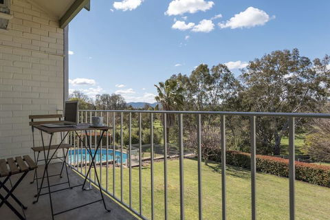 Harriet House Tumut - Accommodation QLD 5