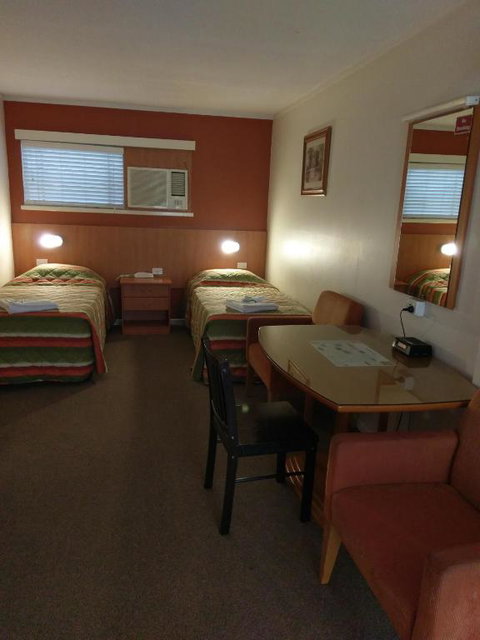 Motel Monaco - Accommodation QLD 5