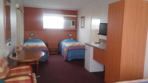 Motel Monaco - Accommodation QLD 2