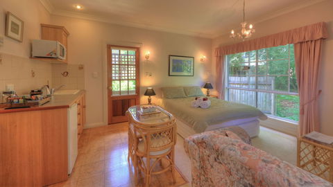 Chalets Lumineux - Accommodation QLD 2