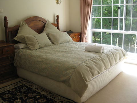 Chalets Lumineux - Accommodation QLD 3