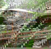 Secrets on the Lake - Accommodation QLD