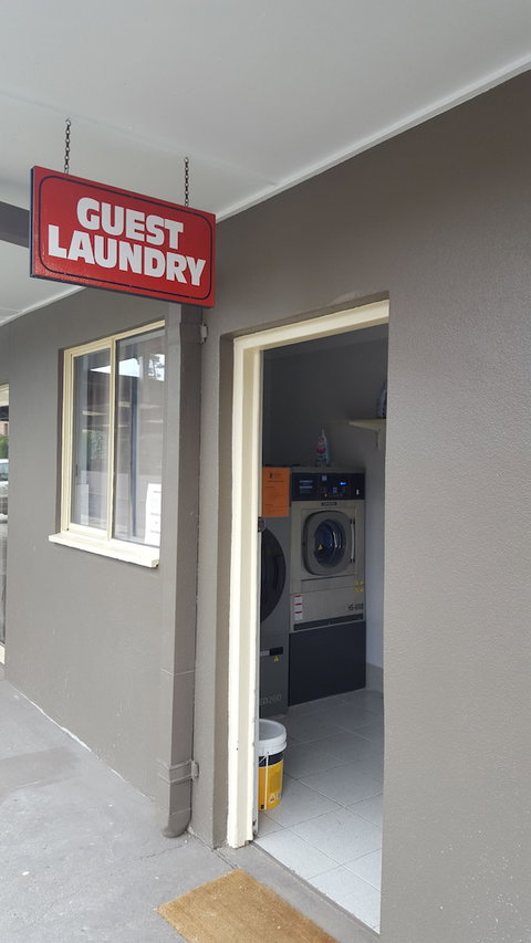 Gold Panner Motor Inn - Accommodation QLD 6