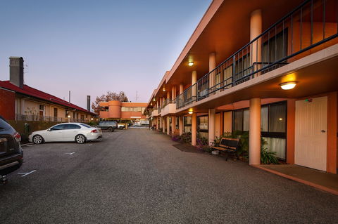 Albury Winsor Park Motor Inn - Accommodation QLD 1