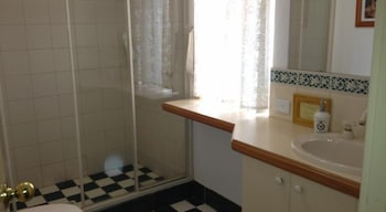 The Grandhouse York - Accommodation QLD 5