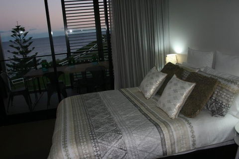 Apartment On King Street - Accommodation QLD 3