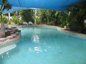 Ivanhoe Village Caravan Resort - Accommodation QLD 3